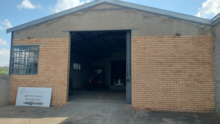 6 Bedroom Property for Sale in Ladybrand Free State